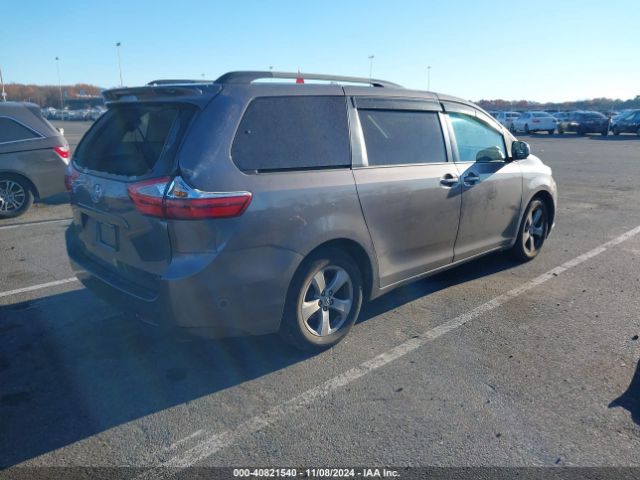 5TDKK3DC0FS654981 Toyota Sienna Le 8 Passenger