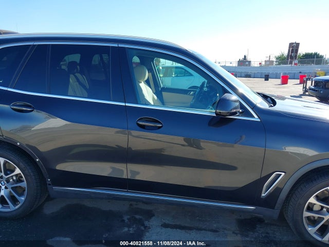 5UXCR6C54KLL64323 BMW X5 Xdrive40i