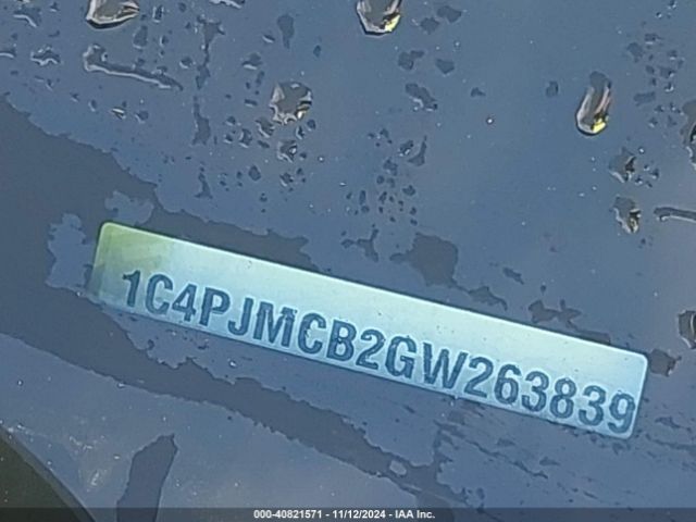 1C4PJMCB2GW263839 Jeep Cherokee Latitude