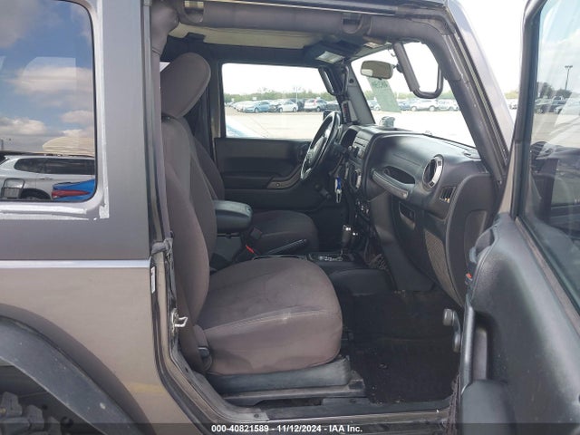 1C4AJWAG7HL559636 Jeep Wrangler Sport 4x4