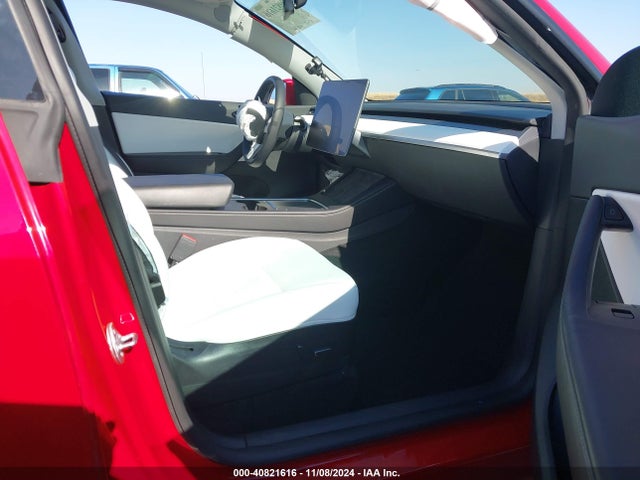 2022 TESLA MODEL Y 7SAYGDEE9NF407840 Photo 4