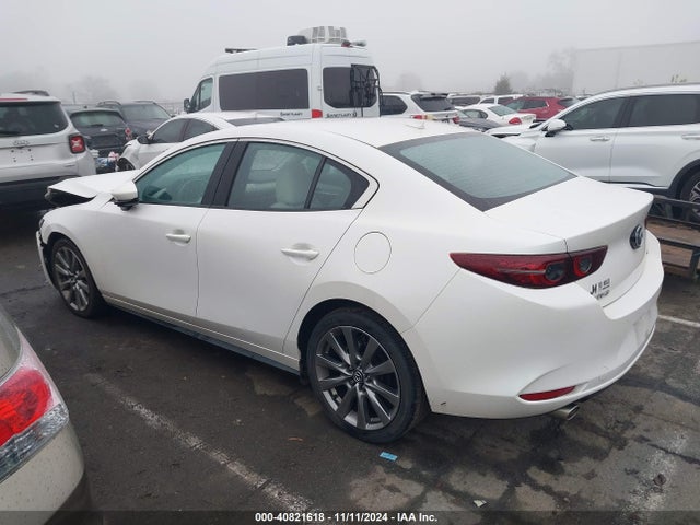 Mazda Mazda3 Premium Package 2020 JM1BPAEM8L1169333 Image 14