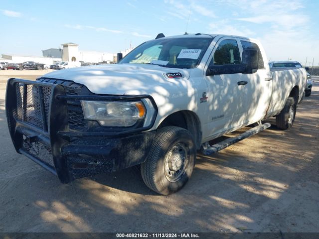 3C6UR5HL8NG130959 RAM 2500 Tradesman  4x4 8' Box