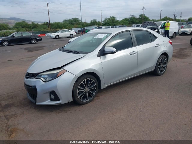 Toyota Corolla S/s Plus/s Premium 2015 5YFBURHE7FP318097 Image 2