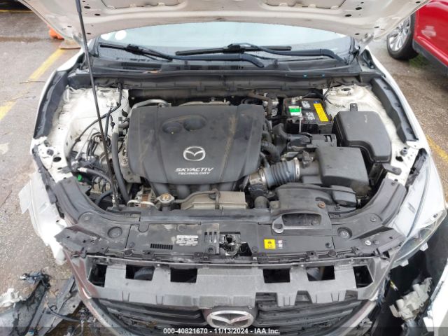 3MZBN1L3XJM266711 Mazda Mazda3 Touring