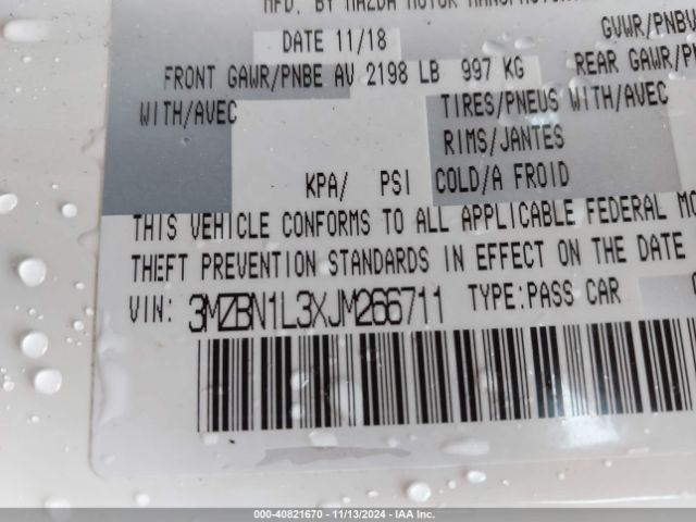 3MZBN1L3XJM266711 Mazda Mazda3 Touring