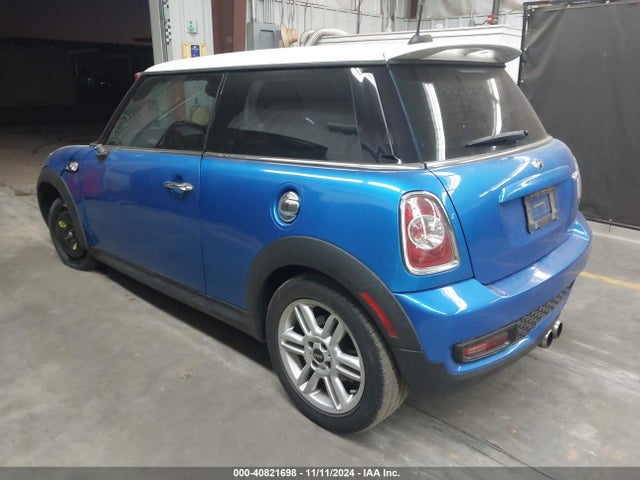 2012 MINI COOPER S WMWSV3C50CT386311 Photo 2