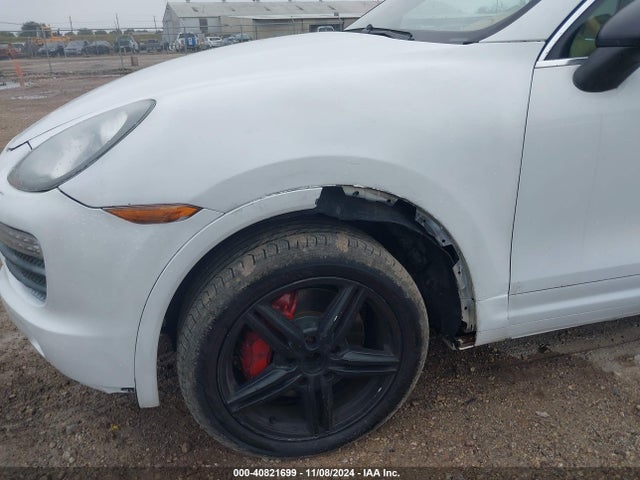 2011 PORSCHE CAYENNE WP1AB2A27BLA44751 Photo 5