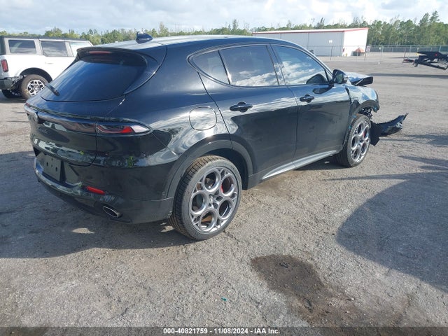 Alfa Romeo Tonale Veloce 2024 ZASPATDW0R3031356 Image 4