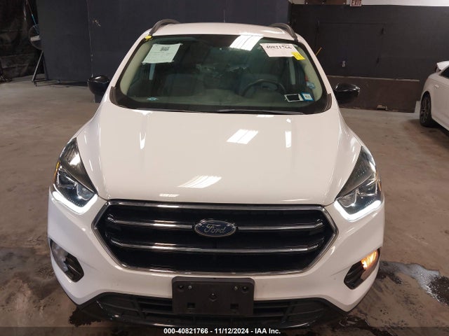 Ford ESCAPE SE 2018 1FMCU9GD4JUC43654 Image 13