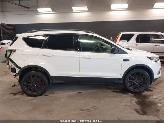 Ford ESCAPE SE 2018 1FMCU9GD4JUC43654 Image 14
