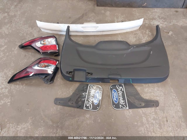 Ford ESCAPE SE 2018 1FMCU9GD4JUC43654 Image 12