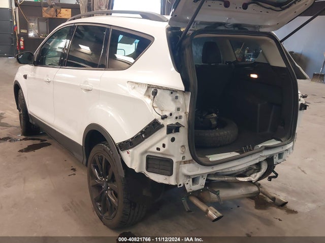 Ford ESCAPE SE 2018 1FMCU9GD4JUC43654 Image 3