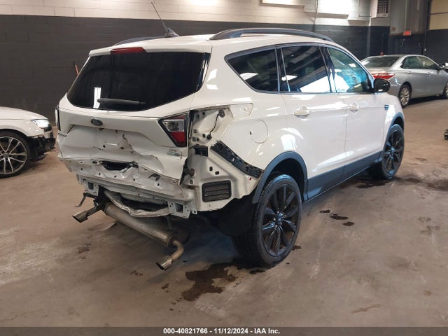 Ford ESCAPE SE 2018 1FMCU9GD4JUC43654 Image 4
