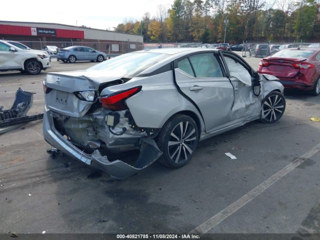 1N4BL4CV0NN320210 Nissan Altima Sr Fwd