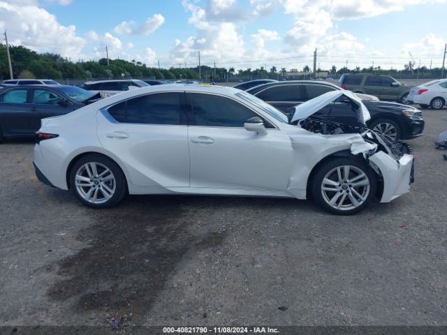 JTHCA1D29R5132104 Lexus IS 300