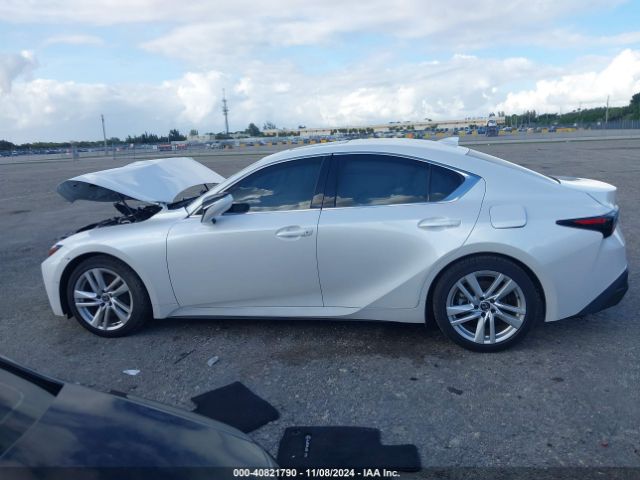 JTHCA1D29R5132104 Lexus IS 300