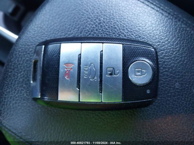 KNAFZ5A37G5631232 KIA FORTE SX