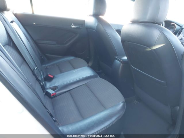 KNAFZ5A37G5631232 KIA FORTE SX