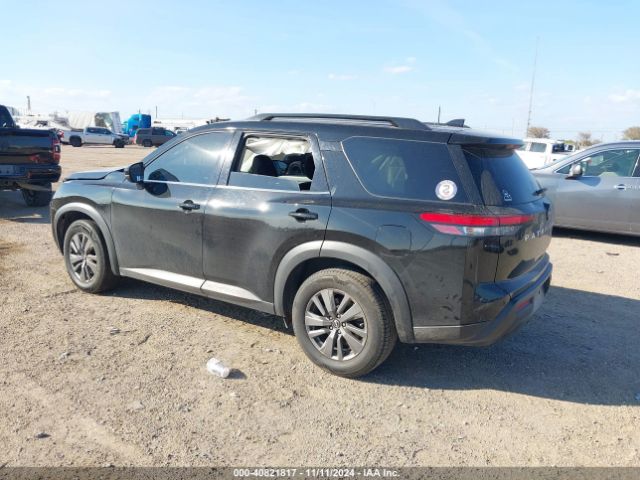 5N1DR3BA6NC214944 Nissan Pathfinder Sv 2wd