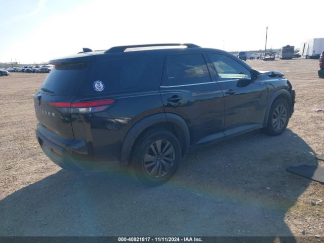 5N1DR3BA6NC214944 Nissan Pathfinder Sv 2wd