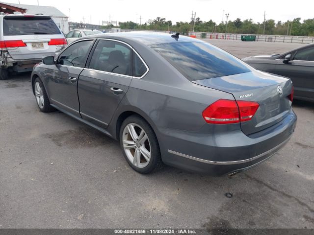 1VWBN7A30EC001521 Volkswagen Passat 2.0l Tdi Se