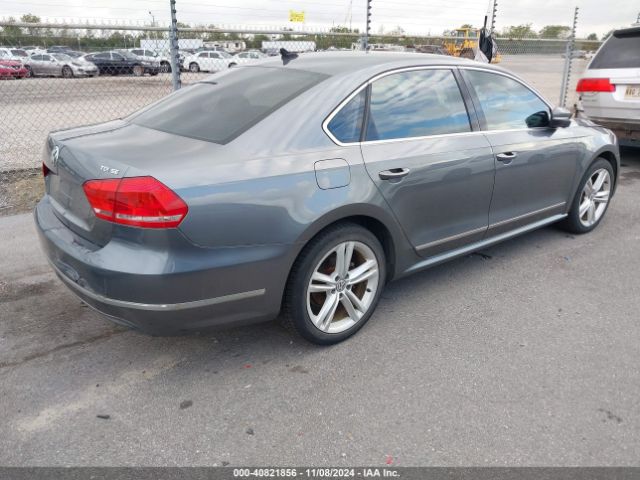 1VWBN7A30EC001521 Volkswagen Passat 2.0l Tdi Se