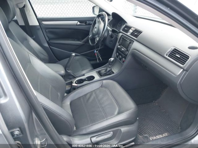 1VWBN7A30EC001521 Volkswagen Passat 2.0l Tdi Se