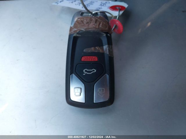 WAUBNCF5XJA053070 Audi A5 2.0t Premium