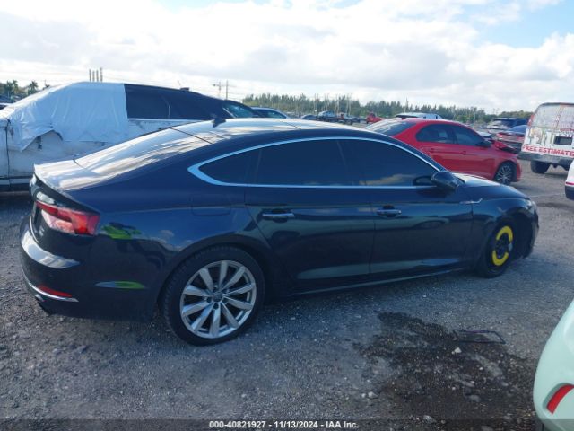WAUBNCF5XJA053070 Audi A5 2.0t Premium