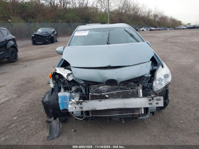 JTDKN3DU9F1894303 Toyota Prius Two