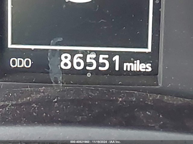 5YFBURHE0HP735726 Toyota COROLLA SE