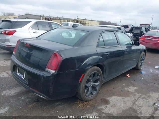 2C3CCABG9LH220651 Chrysler 300