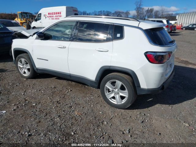 3C4NJDBB6NT130304 Jeep Compass Latitude 4x4