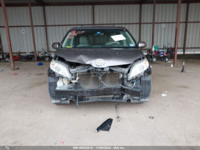 5TDKK3DCXES436383 Toyota Sienna Le V6 8 Passenger