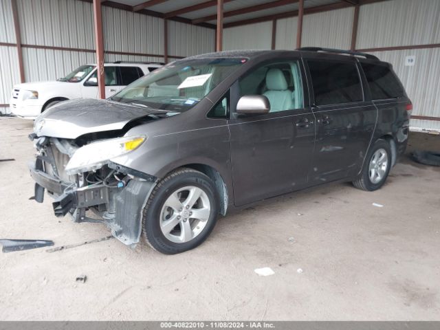 5TDKK3DCXES436383 Toyota Sienna Le V6 8 Passenger