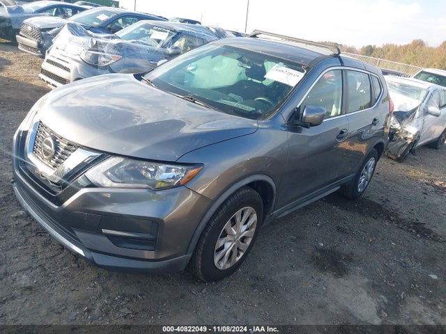 Nissan ROGUE S 2018 KNMAT2MT4JP500120 Image 2