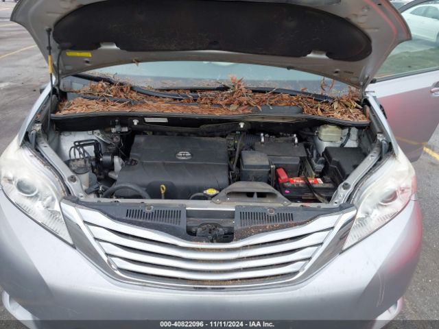5TDKK3DC0FS624833 Toyota Sienna Le 8 Passenger