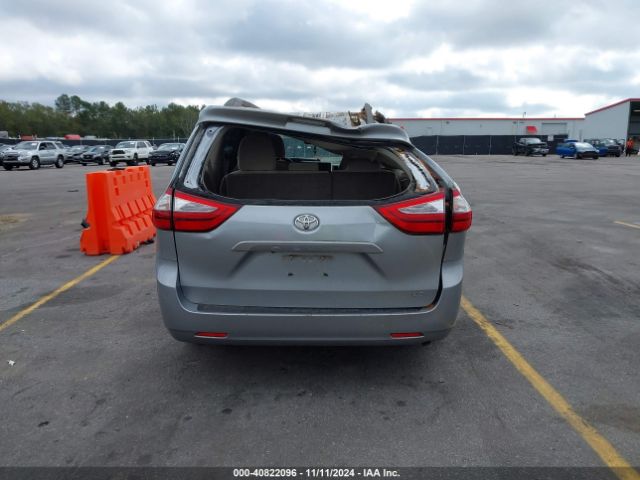 5TDKK3DC0FS624833 Toyota Sienna Le 8 Passenger