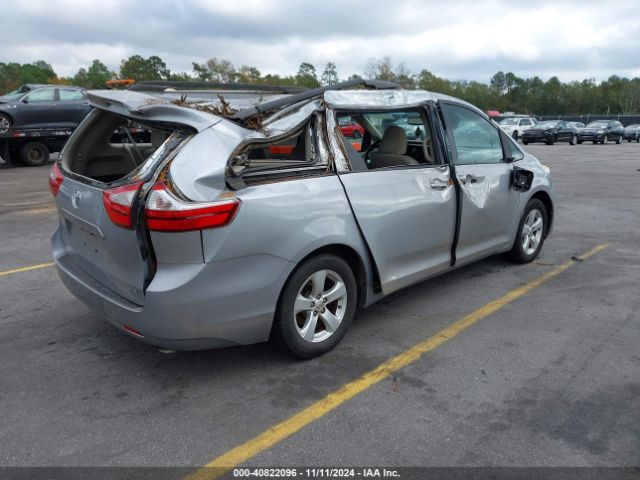 5TDKK3DC0FS624833 Toyota Sienna Le 8 Passenger
