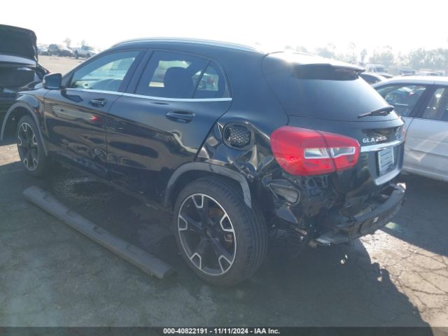 WDCTG4EB4KU000700 Mercedes-Benz GLA 250
