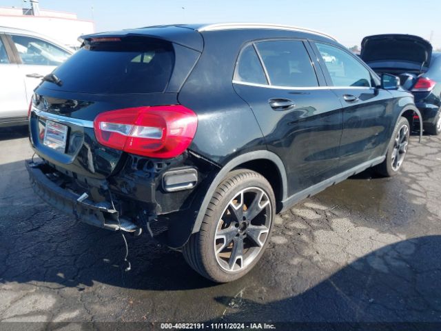 WDCTG4EB4KU000700 Mercedes-Benz GLA 250