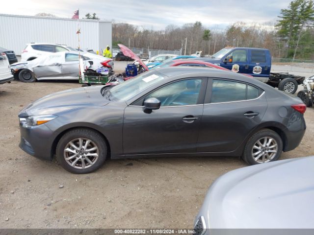 3MZBN1U78JM169685 Mazda Mazda3 Sport