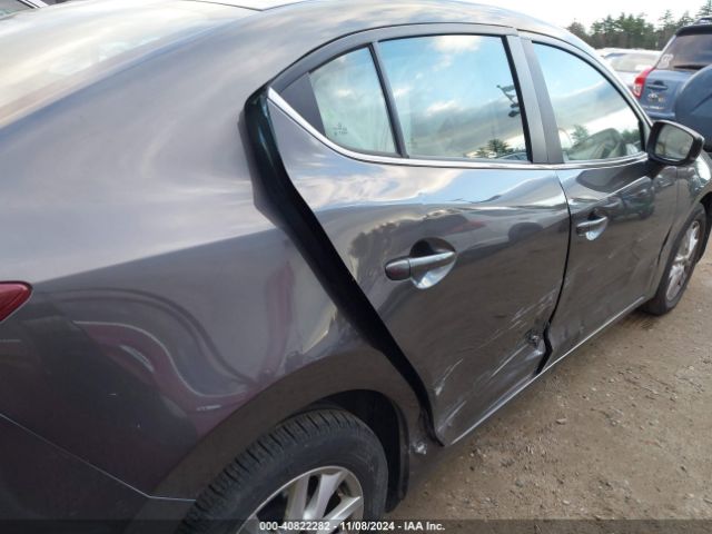 3MZBN1U78JM169685 Mazda Mazda3 Sport