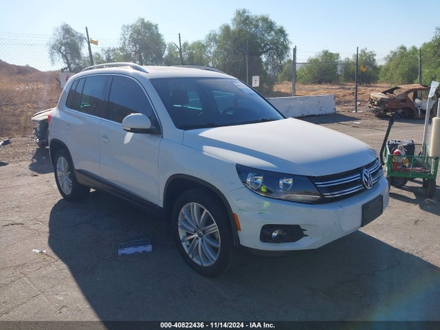 2015 WVGAV7AX1FW520946 main image