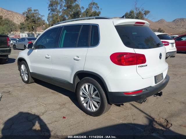 WVGAV7AX1FW520946 Volkswagen Tiguan Sel