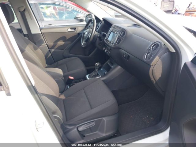 WVGAV7AX3HK054186 Volkswagen Tiguan 2.0t/2.0t S