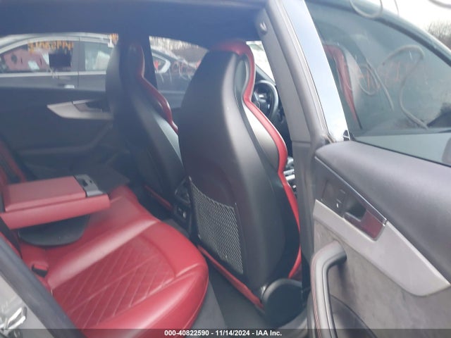 WAUB4CF58KA052942 Audi S5 3.0t Premium