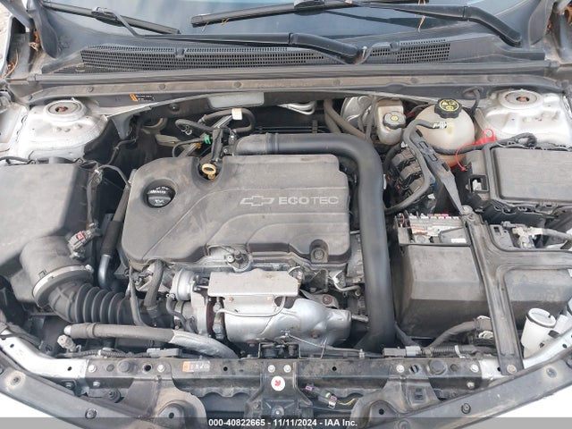1G1ZD5ST4JF107074 Chevrolet MALIBU LT