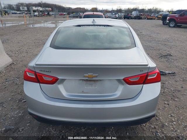Chevrolet MALIBU LT 2018 1G1ZD5ST4JF107074 Image 17